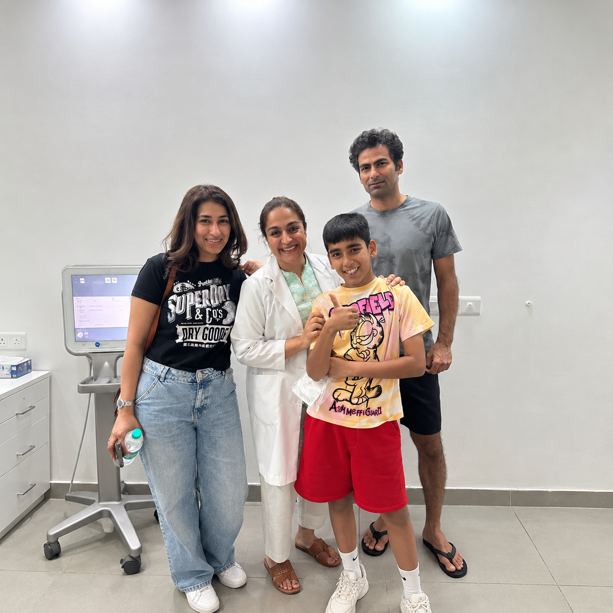 Mohammad Kaif, Indian Cricket Team, at Nanda Dental